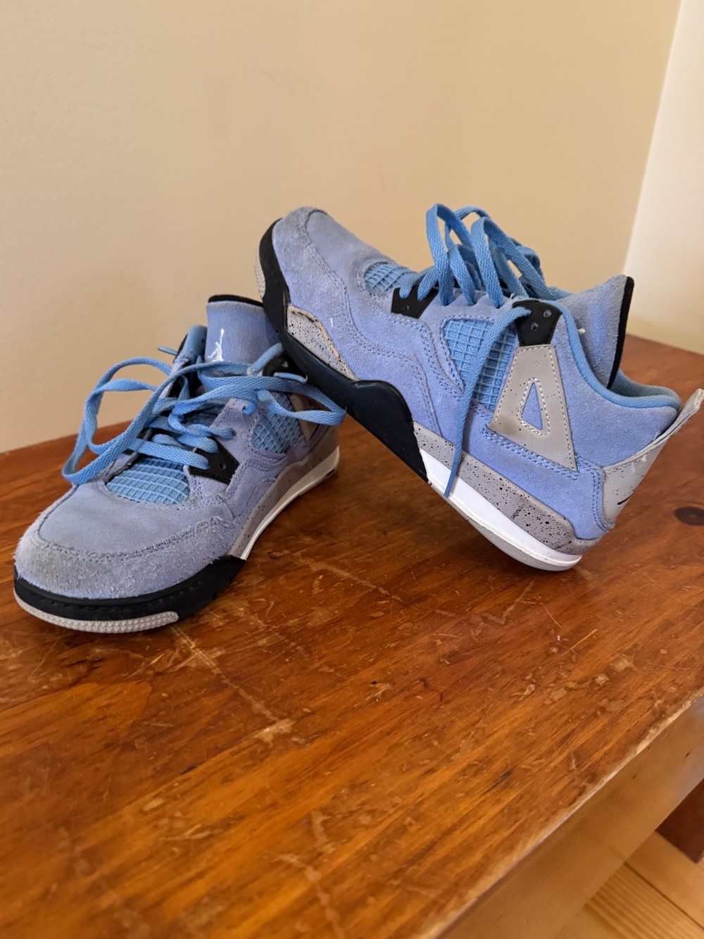 Jordan 4 Retro University Blue - 2Y